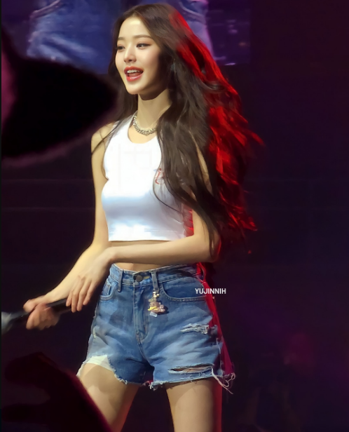 wonyoung is unreal