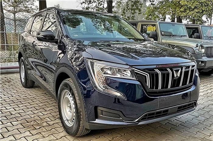 varun1791's tweet photo. @anandmahindra  @MahindraXUV700 My dream car!!! https://t.co/y89aMfKPTu