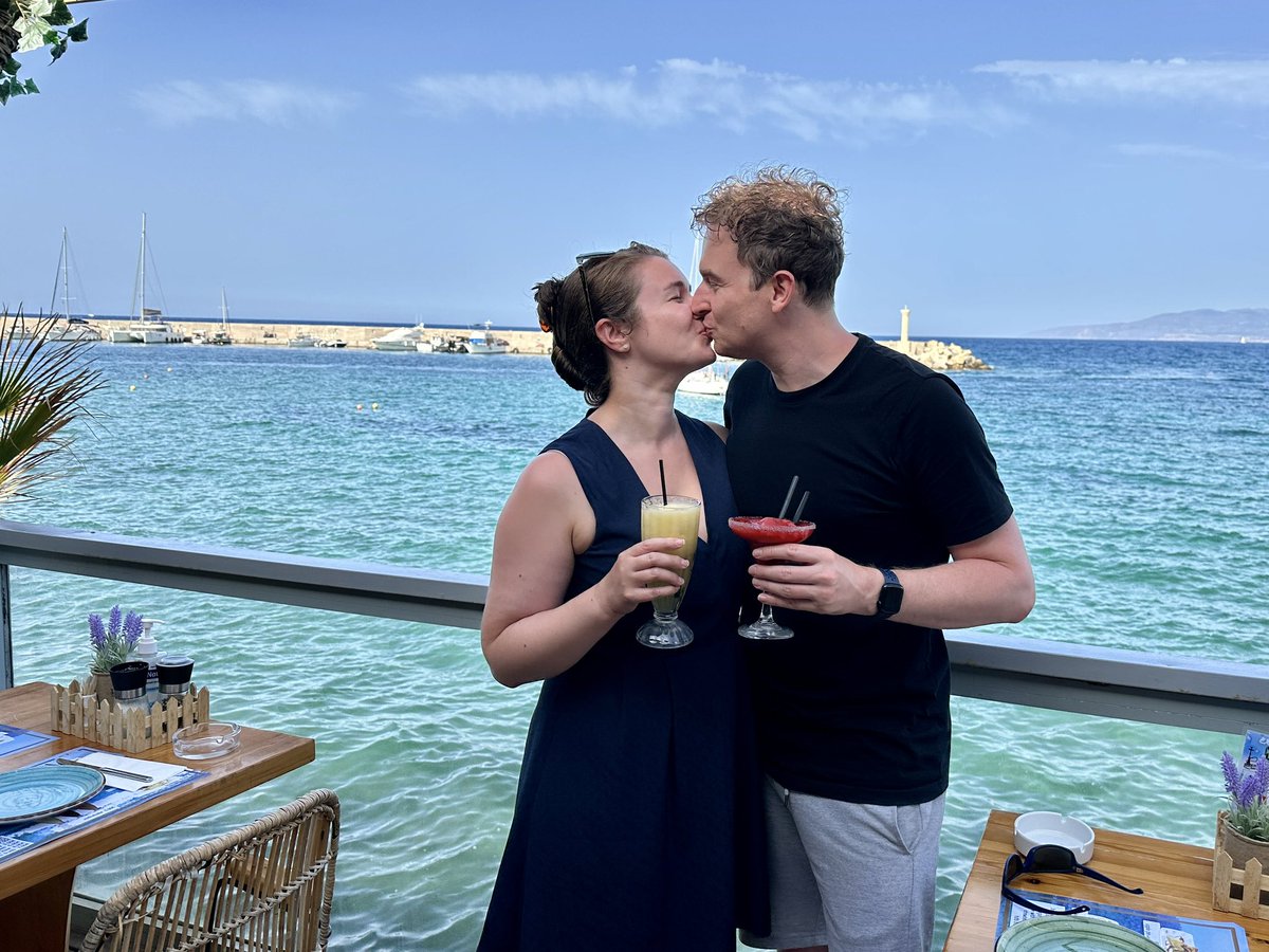 NickHopeTV's tweet photo. Wedding ✅
Mini-moon ✅
Family break ✅

Now time to get back to it &amp; the first event of a CRAZY busy summer is… THE EUROPEAN GAMES in 🇵🇱

I attended the inaugural event - Baku 2015 - eight years ago &amp; am excited to be heading back for the 3rd edition! https://t.co/VzpXNzO69r