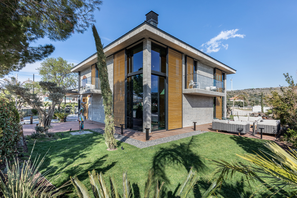 mimarizmcom's tweet photo. .@StudioBEMS , 14. Ulusal Peyzaj Mimarlığı Ödülleri‘nde Özel Proje ödülüne layık görülen, CK Design House'da; projenin genelinde uygulanan sürdürülebilirlik ilkesini devam ettirmiş. #MimarizmProjeler
https://t.co/yUX9Nmm32T https://t.co/H9aNbxoftQ