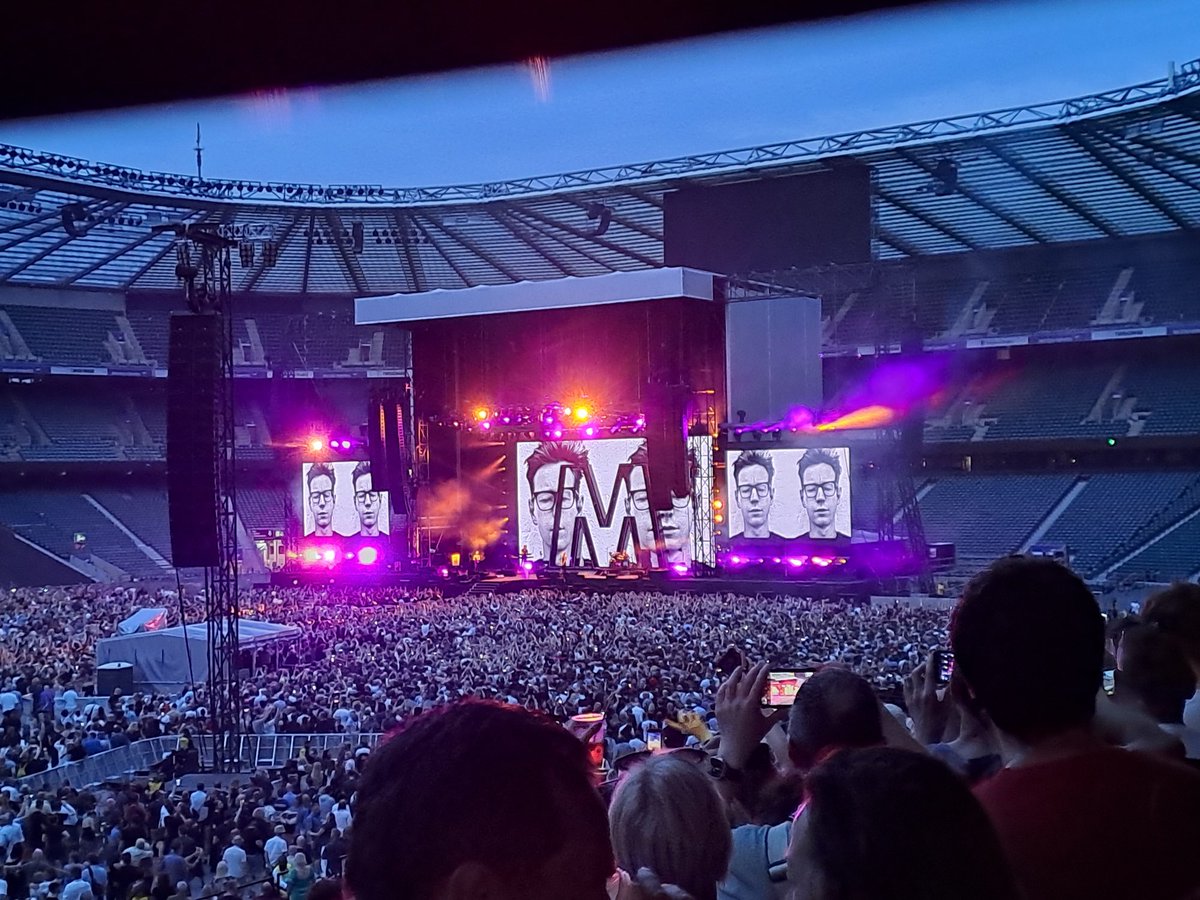 sandra_leach's tweet photo. Saturday 17th June Twickenham https://t.co/JLcMUjD6Bv