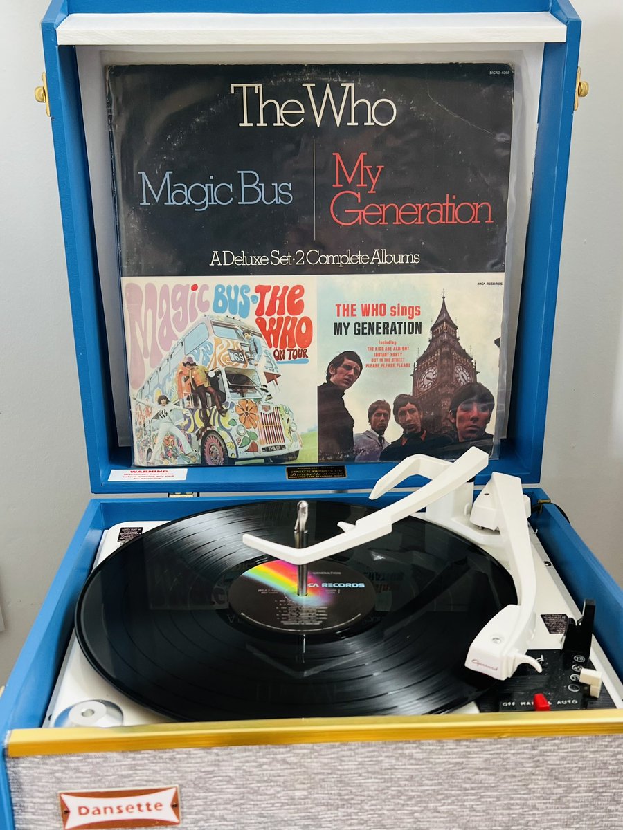 AGC_LONDON's tweet image. #NowPlaying at the Art Gallery #TheWho #MagicBus #MyGeneration #Dansette