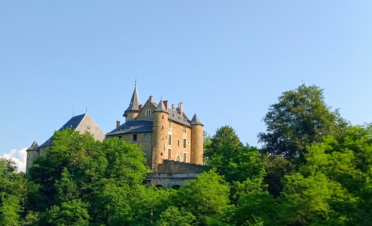 Le château d'Uriage.
#Grenoble #Isere