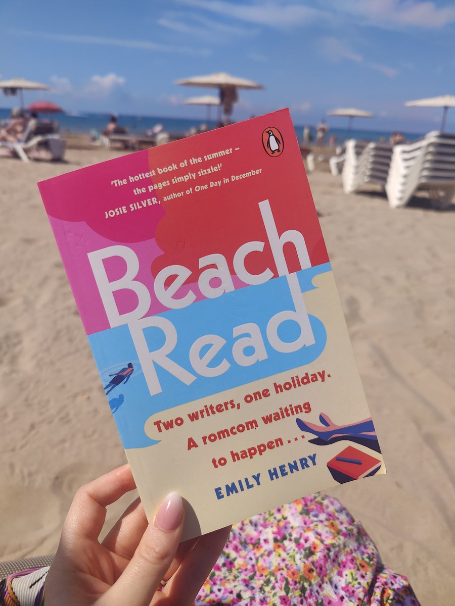 Yes, my summer holiday books are holiday themed and no, I'm not sorry #beachread #emilyhenry #SummerReading