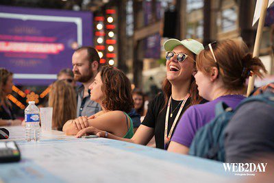 Souvenir du <a href="/web2day/">Web2day</a> avec <a href="/CamilleCocaud/">Camille Cocaud</a> / une superbe édition encore bravo à l’organisation ! Et merci d’avoir hosté notre conférence <a href="/Fleet_web3/">Fleet Collective</a> sur le futur du travail et l’apéro solopreneur·es <a href="/leboardmedia/">LE BOARD, incubateur de solopreneurs</a> 💜 à l’année prochaine!
