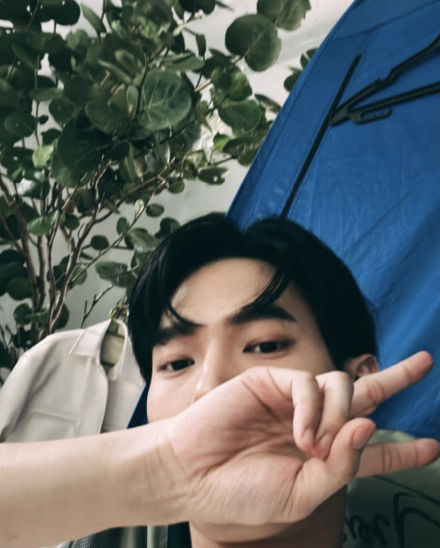WinmetawinO's tweet photo. คิดถึงตัวเท่าโลกกกกกกกกกกอีกแล้วววววว\(//∇//)\

#winmetawin @winmetawin 
#snowballpower https://t.co/fVH8n2MEgN