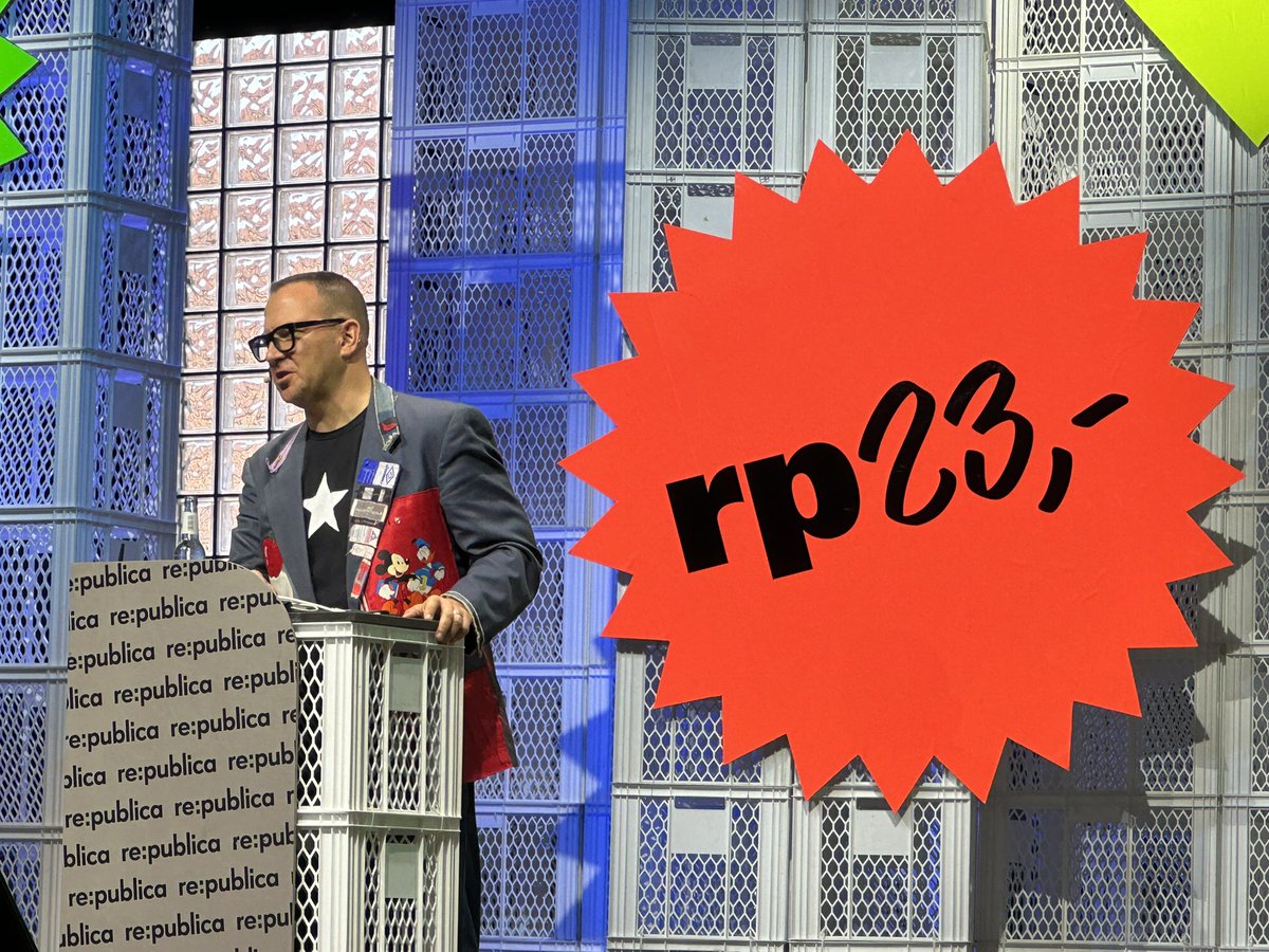 anked's tweet photo. "enshitification of the internet" - now: @doctorow at #rp23 (livestreamed) https://t.co/5S9DdK7HKN