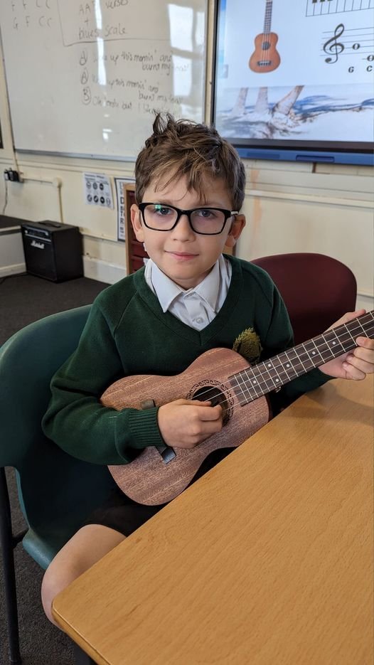 Thank you Oscar, for your Ukulele solo in 5KB music It can be really nerve wracking, doing something in front of your whole class, but Oscar played brilliantly and if he was nervous, it certainly didn't show! Keep it up and we look forward to hearing you play again.