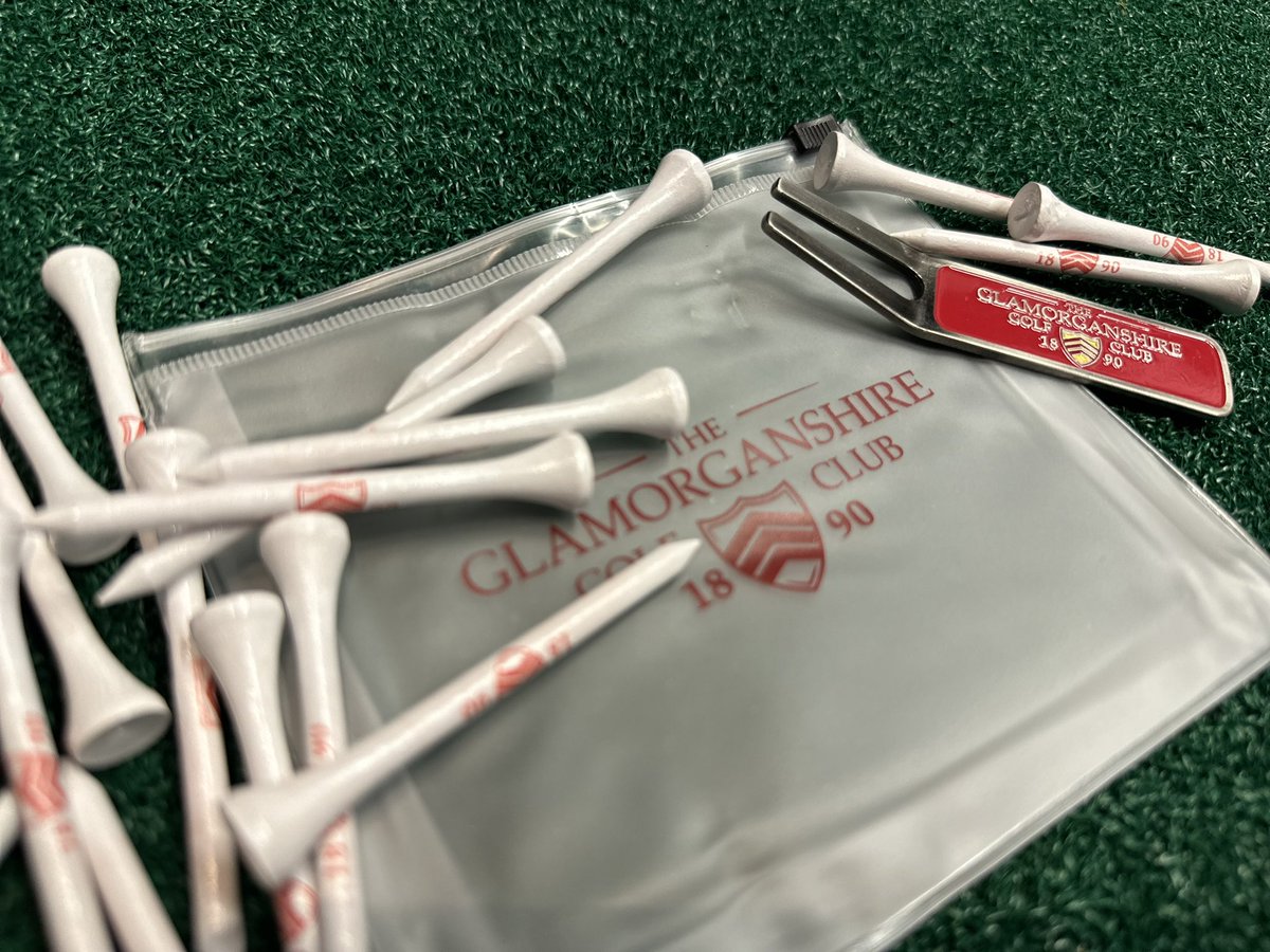 golflabcoaching's tweet photo. Prize table all set for our Veterans 4BBB Open Day. Each visitor receives one of our ‘Open Day’ goodie bags, feedback so far has been excellent @Asbrigolf https://t.co/ZGFqiI5Jyl