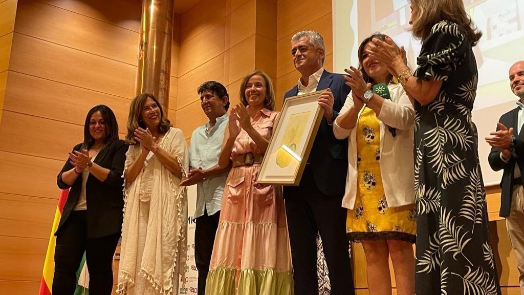 .<a href="/adirecto/">Andalucía Directo ❎</a>, premio Miguel Berni a la promoción de la donación de órganos del  🏥 <a href="/HUReinaSofia/">Hospital Universitario Reina Sofía</a> de Córdoba por la "Mejor labor de divulgación" 

José Antonio Luque, accésit por una trayectoria de compromiso

🗣️ <a href="/ModestoBarragan/">Modesto Barragán</a> | <a href="/Jaluqued/">José Antonio Luque</a>

🩺<a href="/saludand/">Consejería de Sanidad, Presidencia y Emergencias</a> 

🌐 csur.red/ETkL50OHI7o