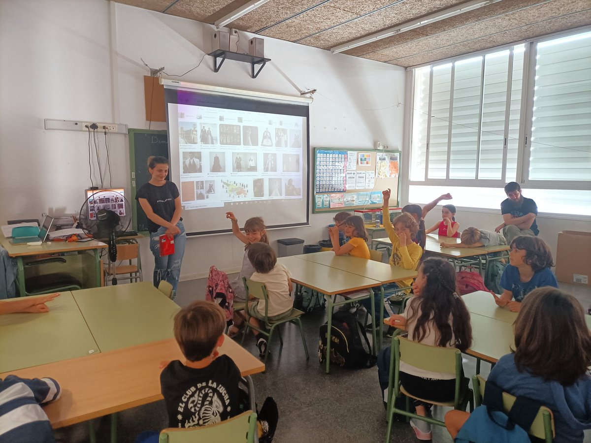 Escola Pit-Roig tweet media