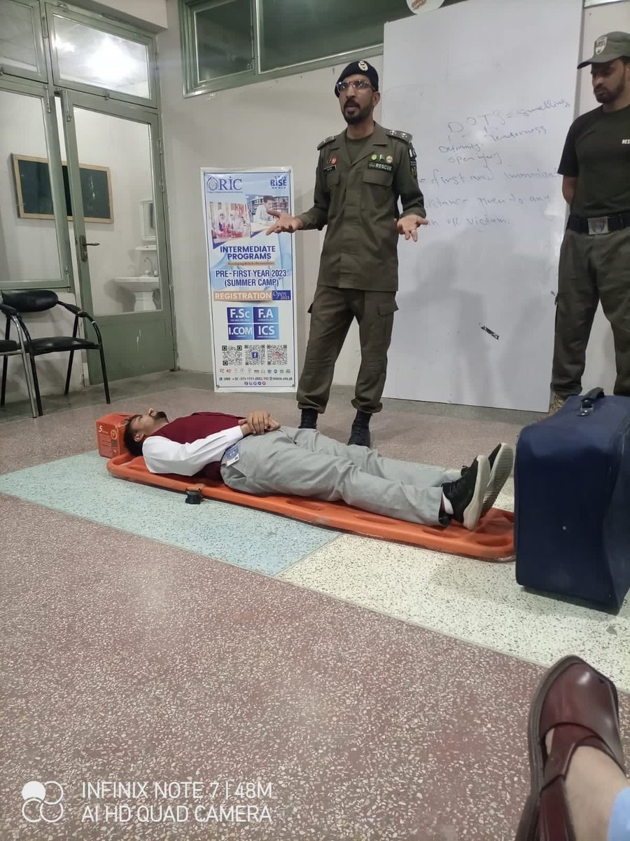 Under the special directives of DEO Swat, Malak Sher Dil Khan, Training Swat organized a comprehensive training session on first aid, Basic Life Support (BLS), fire safety at Ripah International College and University Swat Campus, Saidu Sharif.

#EmergencyTraining #SafetyFirst