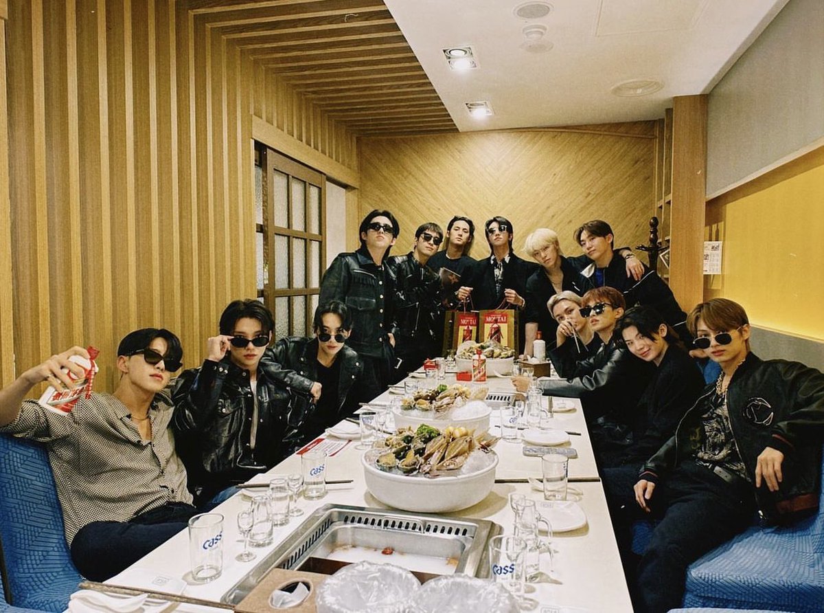 kloe • 클로이 tweet media