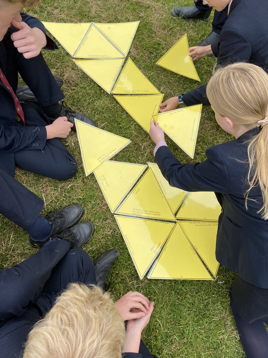TandL_BGS's tweet photo. @BradfordGrammar Year 9 students are taking an active break from their exam week with a carousel of outdoor learning activities from Maths, History, Classics, and RS in Lister Park today in our annual BeBOLD day! https://t.co/OwF9PRz9NV