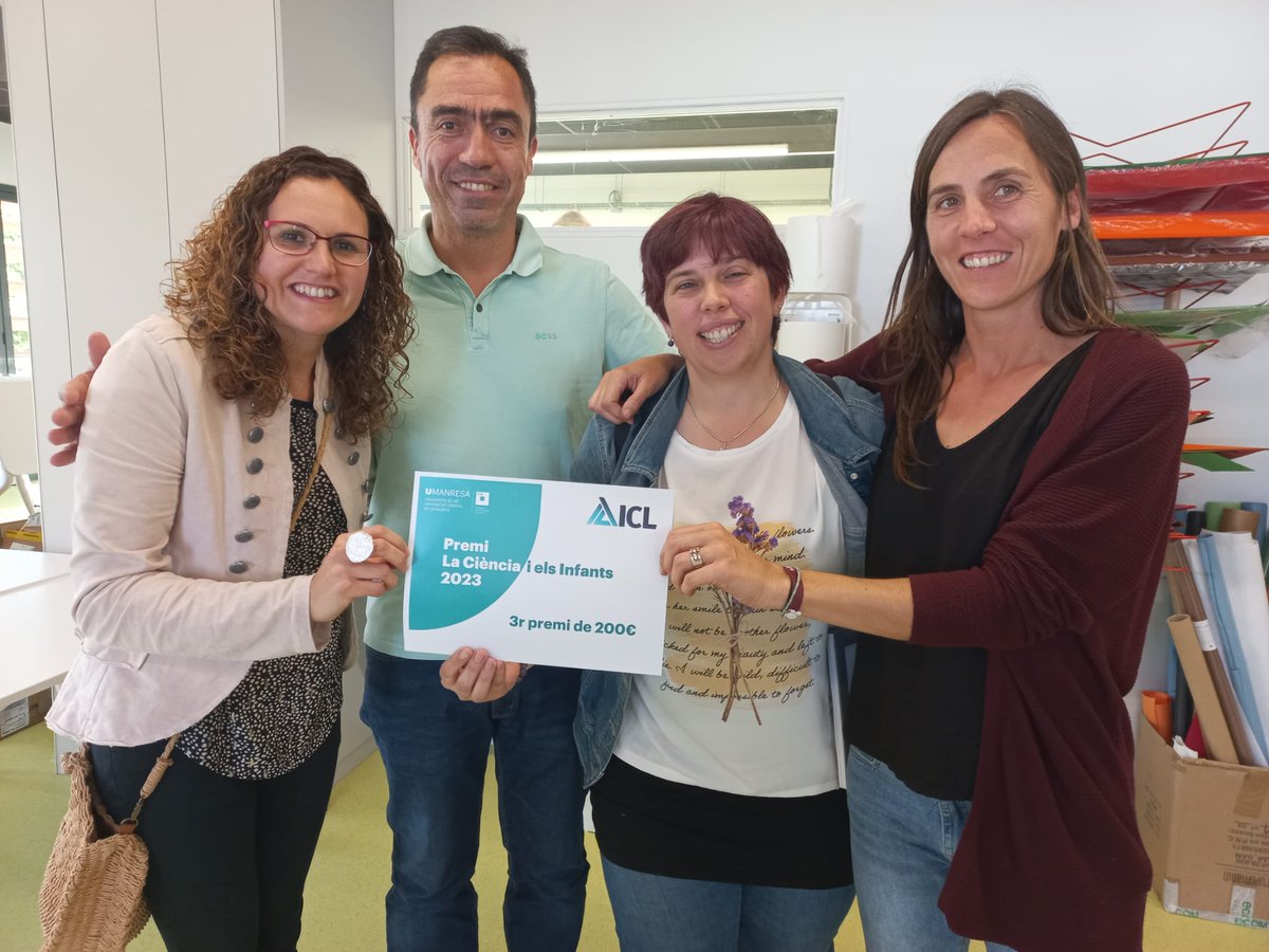 L'escola bressol El Menut guanya el 3r Premi La Ciència els Infants que convoca UManresa i que patrocina ICL Iberia.
La proposta 'Com es pot moure la pilota?' ha estat gatificada amb 200 euros.

Enhorabona a El Menut! 

<a href="/UManresa/">UManresa</a> <a href="/ICLiberia/">ICL Iberia</a>