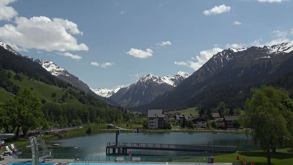 Daily pic #Strandbad #Klosters #Silvretta