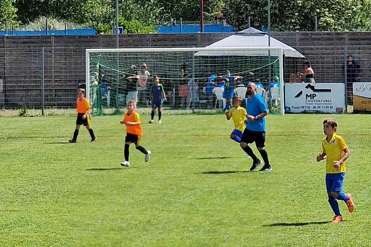 AsFabregues's tweet photo. / ASF Club. Pole Animation 🟥🟨 
⚡️ FLASHBACK⚡️ 
🏟️ Challenge Didier Mira 🏟️ 

📷 Retour en images sur le magnifique tournoi organisé par l'ASF! ⭐️
https://t.co/5G5NYRvv9v https://t.co/ahVPz7yU4v