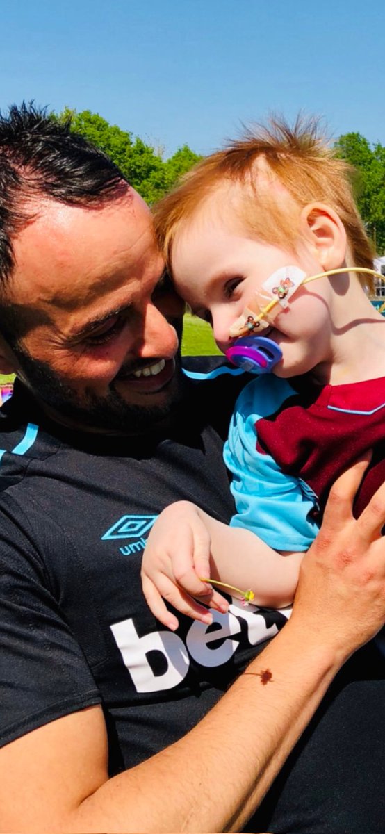 islasfight's tweet photo. Remembering Isla Caton on @europacnfleague final day ⚒️ Isla would say " Up The Hammers" ⚒️ Isla Caton's Claret &amp; Blue Army!!! #COYI https://t.co/lPGgVLgBQk