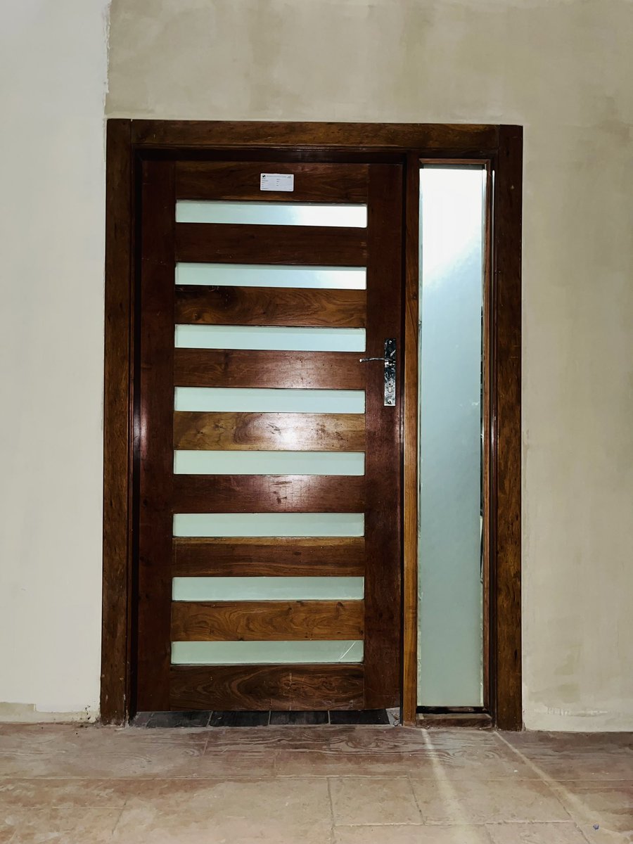 DrawnMak_Zm's tweet image. Whether it&apos;s a home or office, DrawnMak can enhance the beauty of any property with our creative frosting techniques. See for yourself!
visit drawnmak.com
info@drawnmak.com
+260 96 2895694  
#windowfrosting #vinylfrosting #vinyl #sanblasting #homedecor