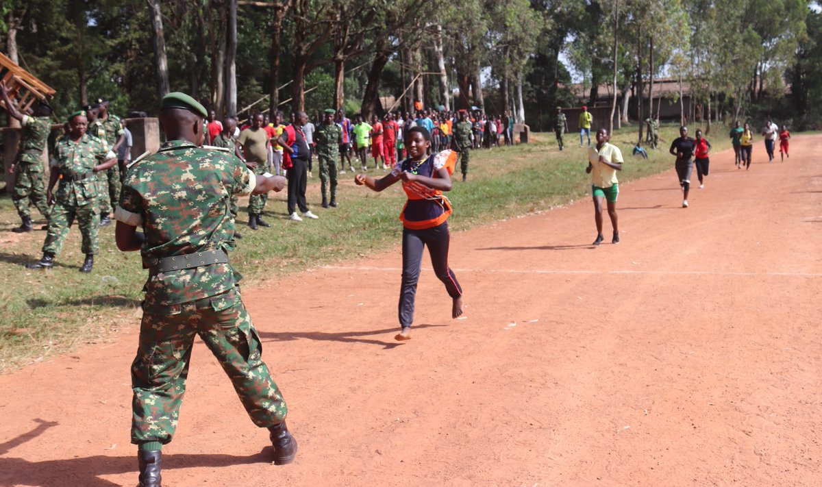 fdnb-on-twitter-passation-du-test-d-aptitude-physique-pour-les-candidats-militaires-de-rang-le