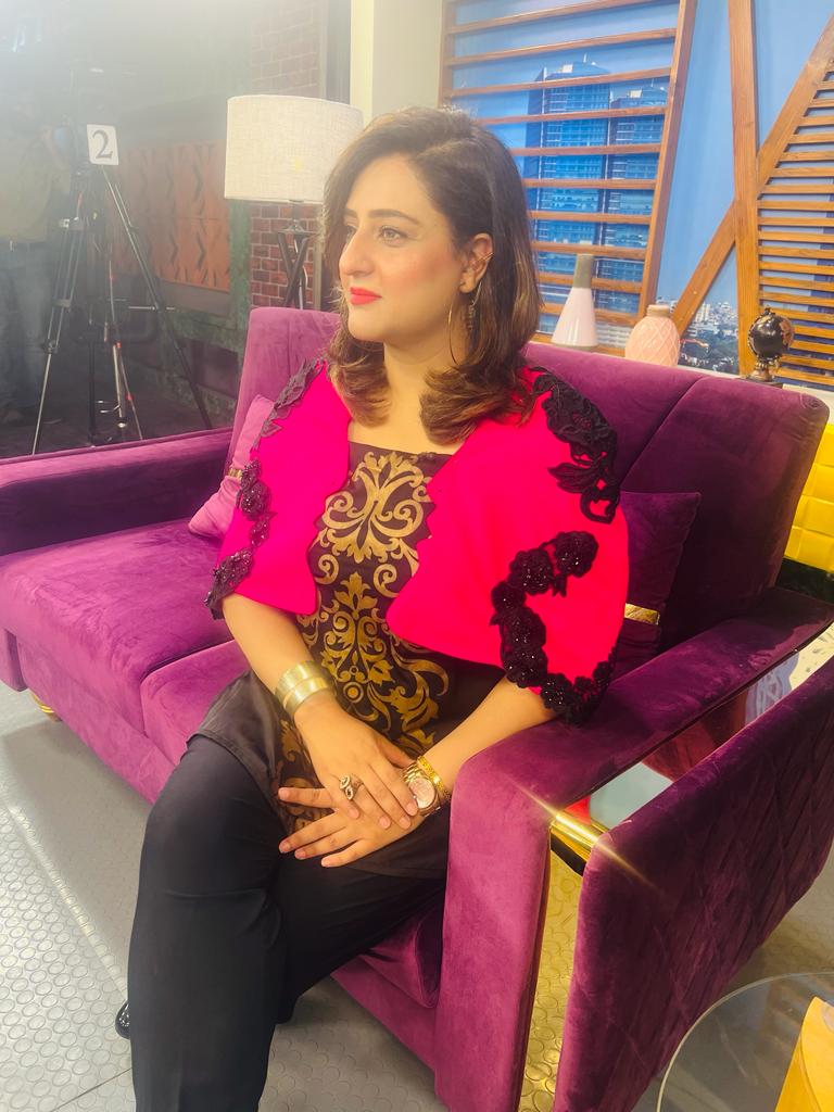 Style is a way to say who you are without having to speak...

#MorningShow #Anchor #fashionstyle #GUthaPakistan #celebrity