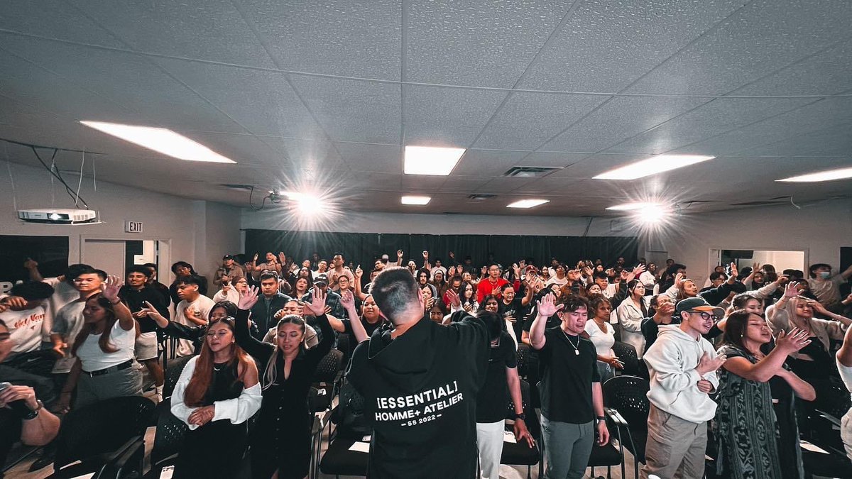 CraveChurch's tweet photo. REVIVAL IS IN THE AIR! ❤️‍🔥
Revival doesn't begin on a stage or through hype… revival begins with a church on their KNEES! 🙏

Save the date - all info down below! ⬇️

SUMMER REVIVAL NIGHT
🗓 July 12th, 2023
🕧7:00pm (PST)
🔍 TBA https://t.co/hS5IxW5kZB