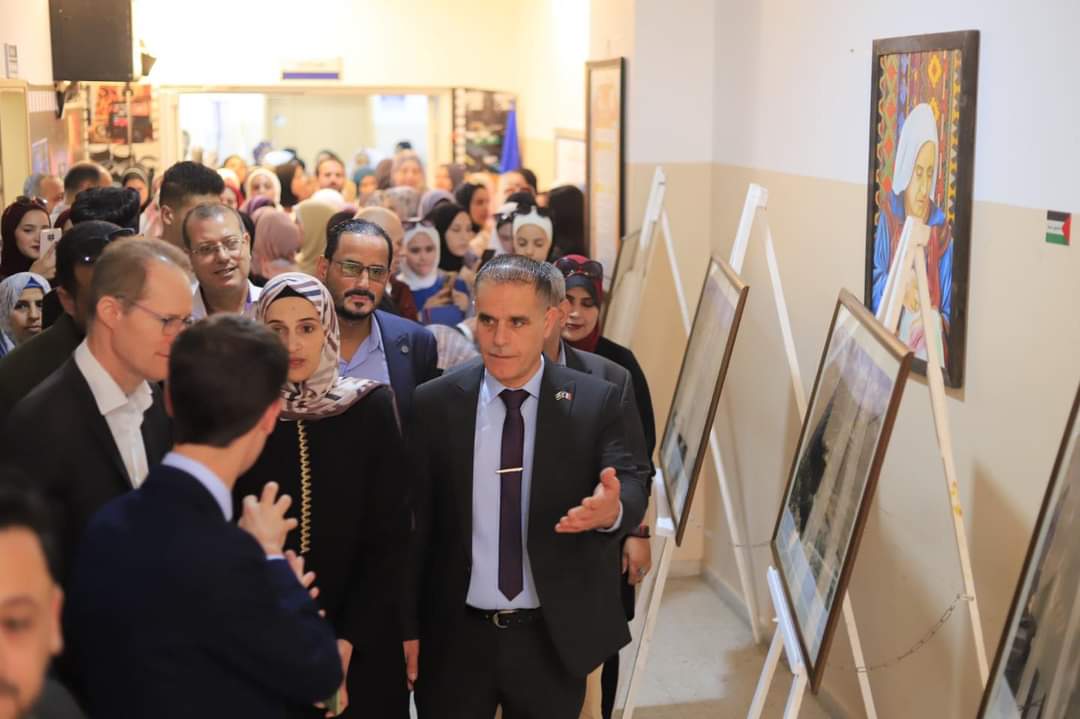 بالتعاون مع المعهد الثقافي الفرنسي، والوكالة الفرنسية للتنمية
جامعة الأقصى تنظم معرضاً للصور التراثية

للتفاصيل زيارة موقع الجامعة الالكتروني 
tinyurl.com/2jnw3xy4