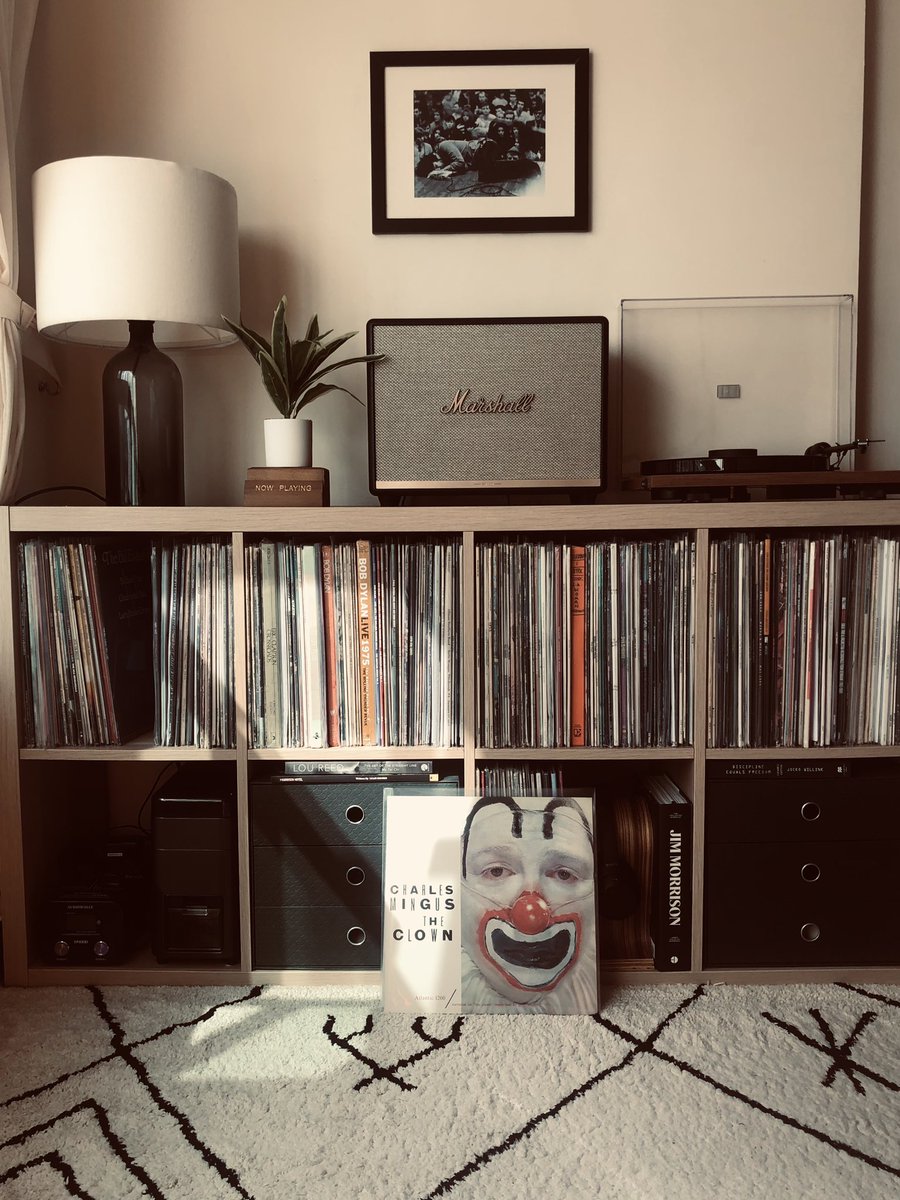 veldra9's tweet photo. This is Charles Mingus’s The Clown.
1976 Japanese Press. Listening to this is being connected. Good quality records from the good people @absoluterecords.sg https://t.co/IrfAcwzrrv