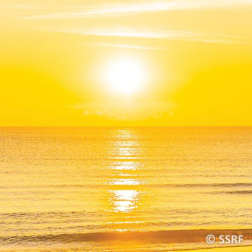 The Sun emits the Absolute Fire Principle, which purifies at a spiritual level. One can chant the Name of God while taking a morning walk or when exposed to sunlight for spiritual healing. The best time for this is before 10 am for 15 to 20 minutes.

ssrf.org/healing-method…