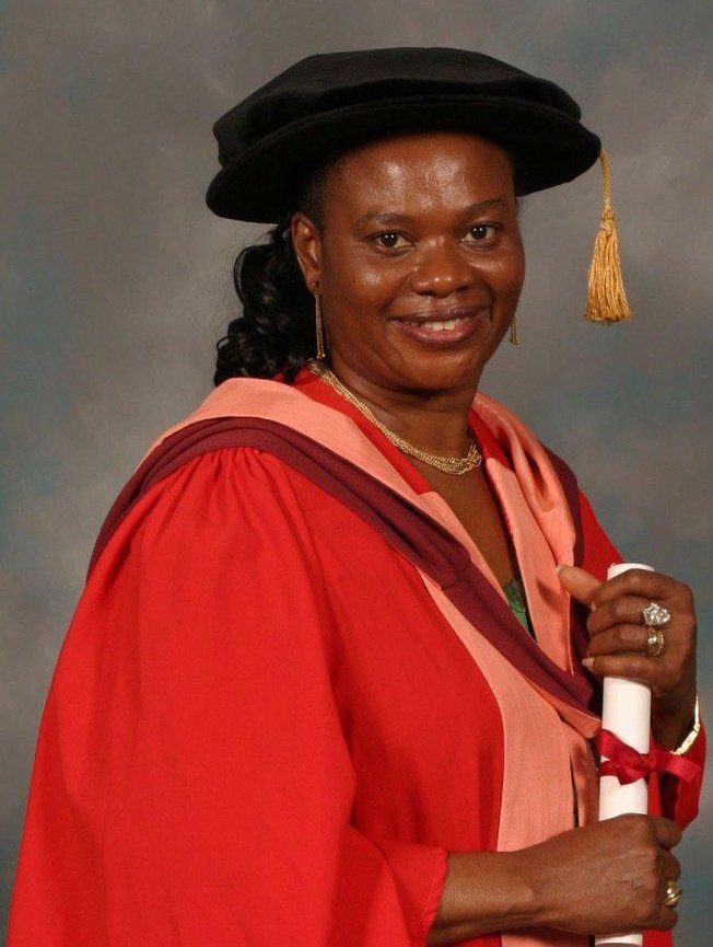 PO_GrassRootM's tweet photo. Today in History: Dora Akunyili died.

Prof. Dora Akunyili, (1954-2014). The incorruptible DG of NAFDAC who fought doggedly to eradicate unsafe products.

In 2001,she became the NAFDAC boss. By 2006, she reduced fake drugs circulation from 80% to 15%.

Gone but not forgotten! RIP https://t.co/AmNXLHFSPw