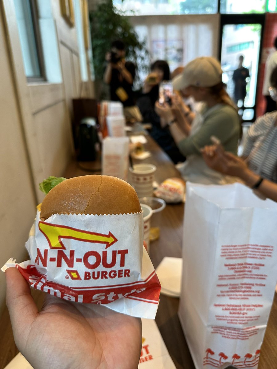 INNOUTバーガーはうちの定番 ＊365日＊おいしいものだけ