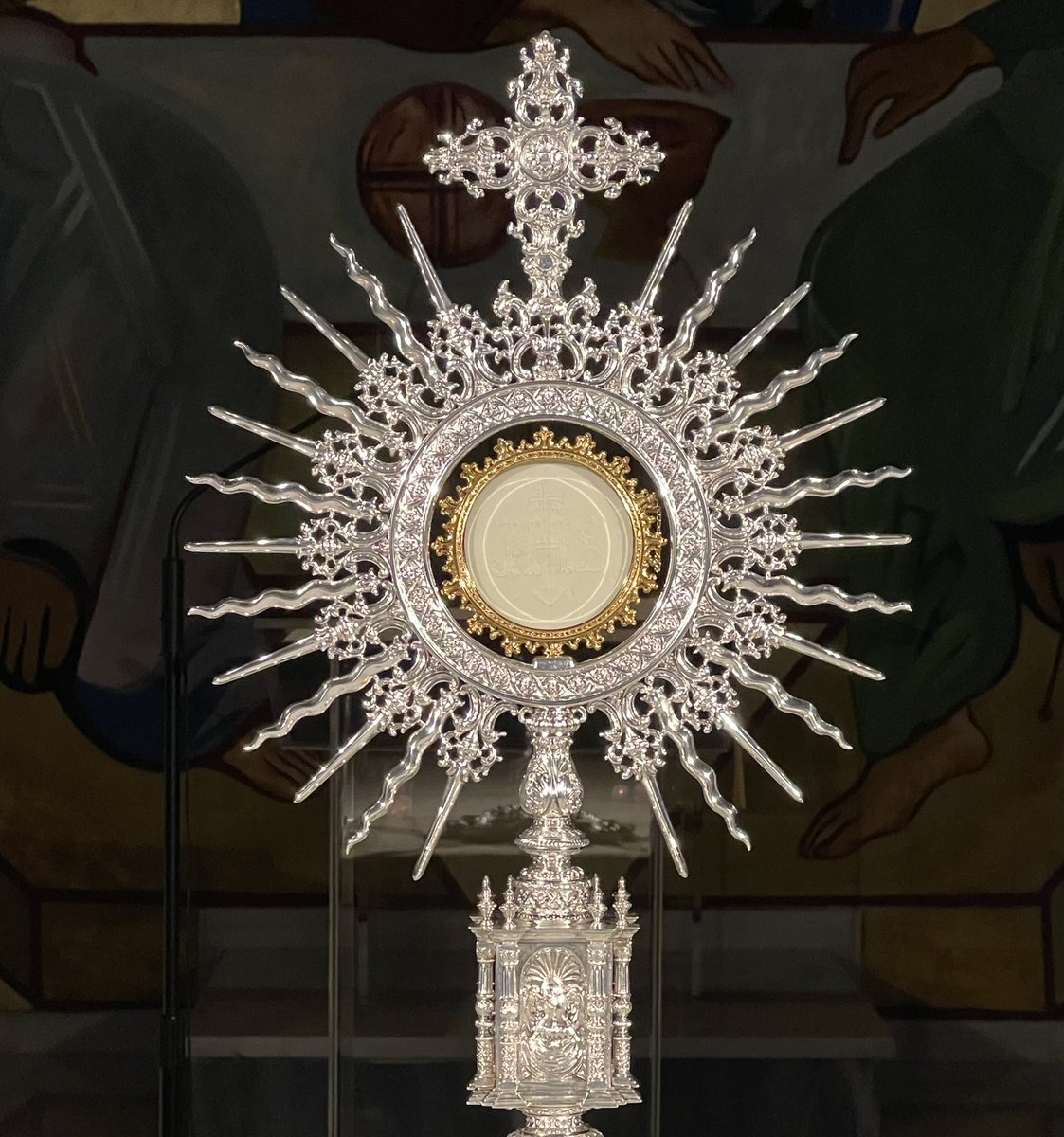 PIsraelRG's tweet photo. Orar no significa solo que podemos decir a Dios todo lo que nos agobia. Orar significa también callar y escuchar lo que
Dios nos quiere decir.
San Juan Pablo II https://t.co/HiEMYrYKEi