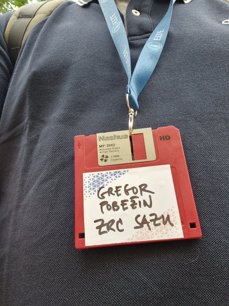 Well, this is a throwback if I ever saw one! <a href="/DARIAHeu/">DARIAH-EU | @dariaheu.bsky.social</a> came up with the most original nametags for the #DARIAH23 event.