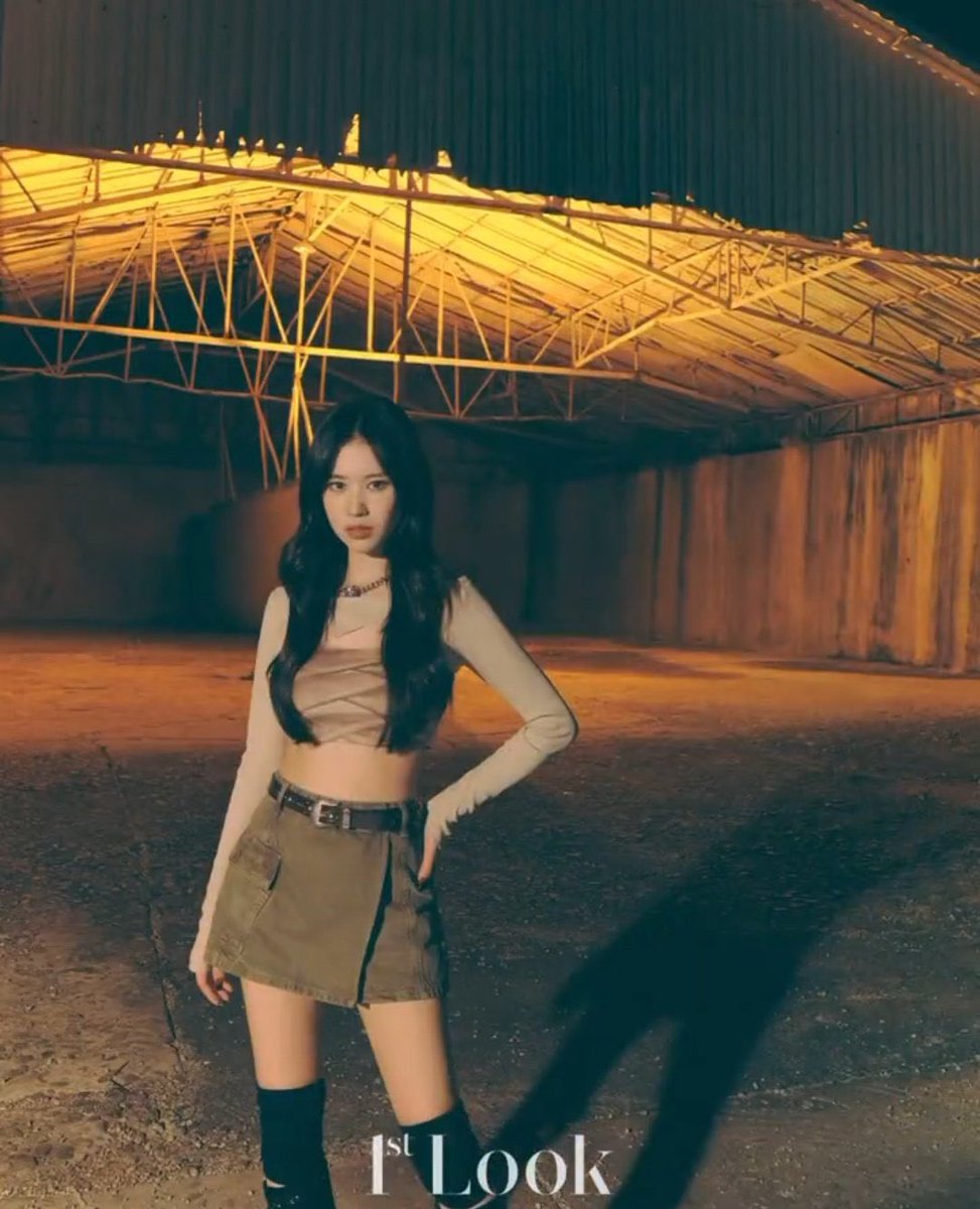 WekiMekiINA's tweet image. [INFO] 230607 Menjelang siaran perdana pada tanggal 13
Karakter utama Mnet &amp;lt;#QUEENDOMPUZZLE&amp;gt; !

Pemotretan dan wawancara lainnya yang mengungkapkan semangat yang mereka tuangkan ke dalam panggung dapat ditemukan di &amp;lt;#FastTrack&amp;gt; edisi 259✨
#1stLook #위키미키 #엘리 #WekiMeki #Elly