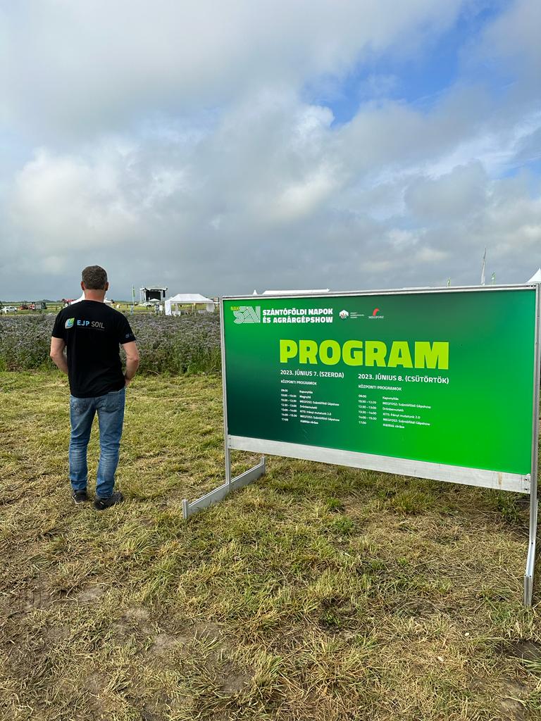 @EJPSOIL project is presented for farmers in Agricultural Field Days in Hungary. #H2020 #soilscience #EJPSOILOutputs #stakeholderengagement #szantofoldinapok #nak