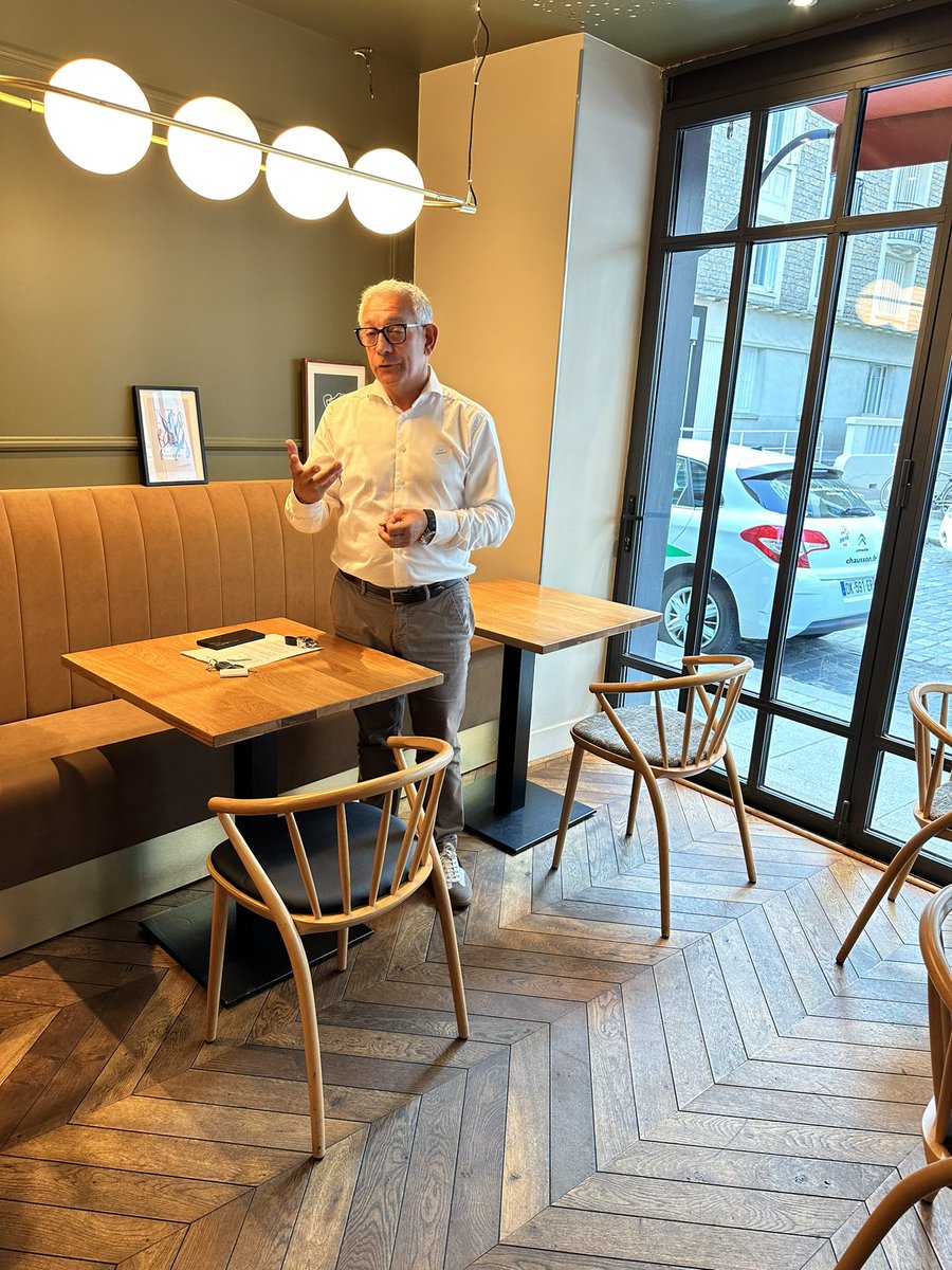 ericCHALLAN's tweet photo. Quelle ambiance notre YAO! DATING annuel 🔥

💡Un speed dating entrepreneurial entre chefs d’entreprise aguerris &amp; jeunes pour trouver conseils, écoute et réflexion.

10 ans que @MPiromalli nous entraîne dans cette belle aventure humaine faite de partage et de bienveillance  🤝 https://t.co/tmazRtXG89