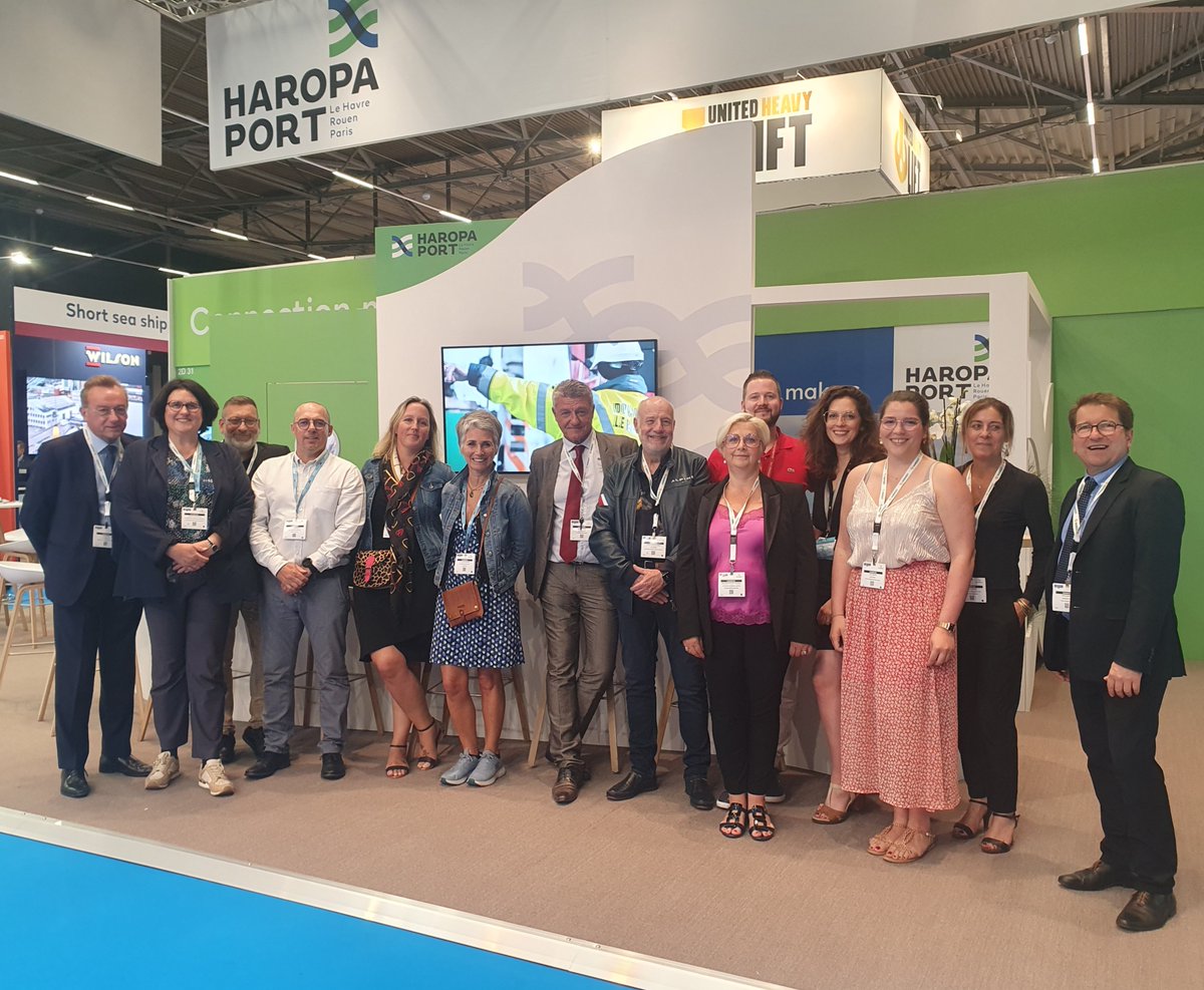 haropaport's tweet photo. HAROPA PORT est à Rotterdam pour le salon @Break_bulk 😀 RDV stand 2D31 / hall 2 pour échanger avec nos équipes et nos co-exposants : #Seafrigo, #Legendre, #Marfret, #SNM, et #Flytrans 🤝⤵️ https://t.co/XlnD6LwTTT