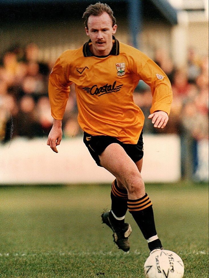 robertmdaws's tweet photo. #MarkCarter 'Spike' , played for @BarnetFC from 1991 -1993. In total, he made 82 appearances, scoring 30 goals in that time https://t.co/jE8tLNPBnG