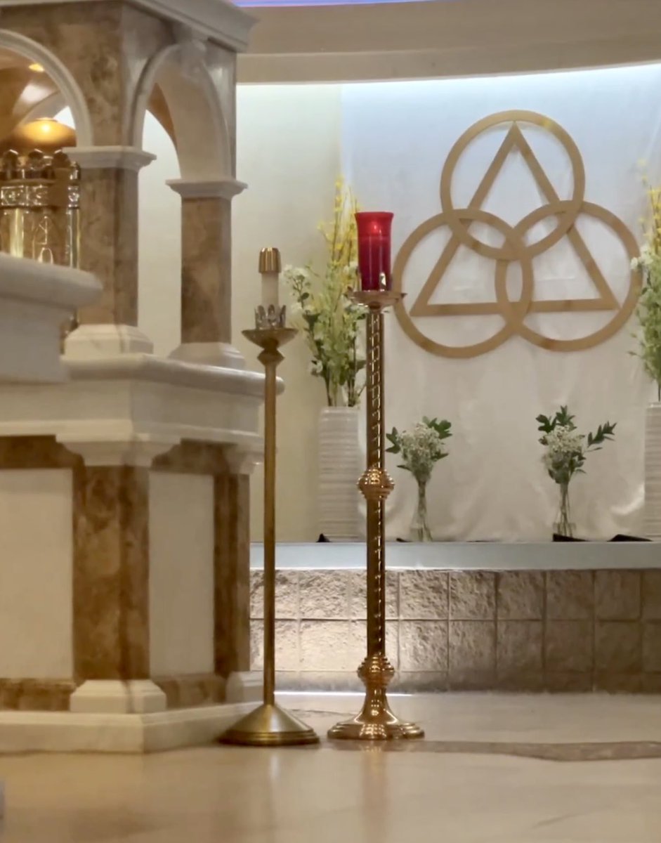 HSCC_Tempe's tweet photo. 🔥🕊️ The Most Holy Trinity
#HSCC_Tempe
@HSCC_Tempe 
#HolySpiritCatholicChurchTempe https://t.co/N077XLR7s6
