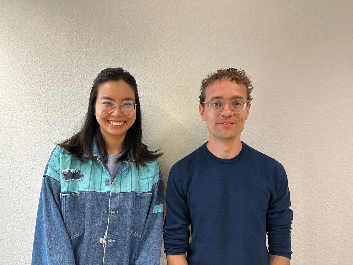 Abschiedsfoto 🤳 Unsere thailändische Gastforscherin Sirin Kiatkraipob kehrt nach gut 8 Monaten nach Bangkok zurück und wird dort ihre Dissertation über Situationsverschränkung in Reisevlogs finalisieren. Thanks for your stay, Sirin!