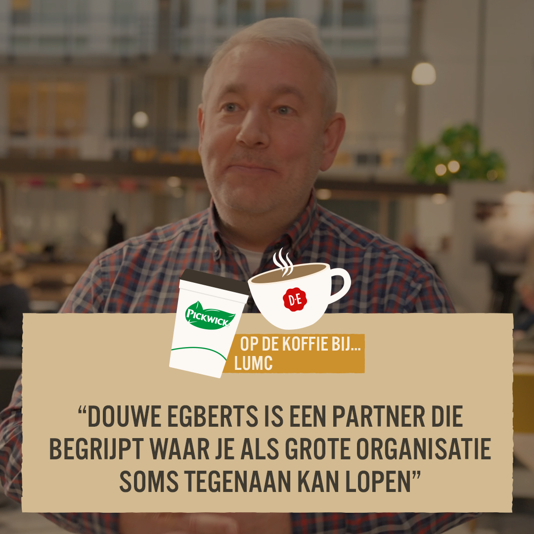 jdepnl's tweet photo. 📣 Op de koffie bij... duik in de koffiebeleving van onze klanten! ☕️💼

Vanaf deze maand delen we inspirerende verhalen van onze gewaardeerde klanten met jullie. 

Nu al benieuwd? Neem dan een kijkje op: https://t.co/rc8mwLHKe0

#OpDeKoffieBij #Inspiratie #JDE #BrengtbijElkaar https://t.co/2qSXQYc6xm