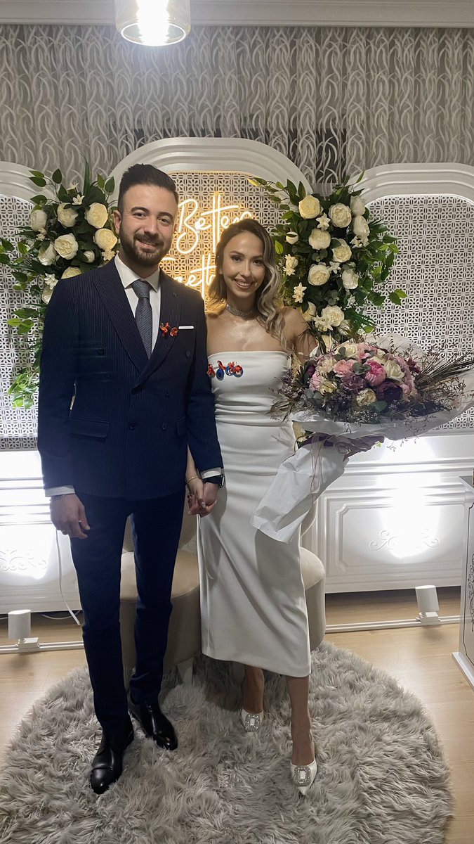 mineyanikk's tweet photo. Ay biz sözlendiiiiikkkk 😍✨ https://t.co/V1IVSZcIGa