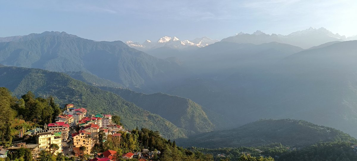 ajaykumarchinni's tweet image. Kanchenjunga view from hotel balcony at #Pelling

#Sikkim