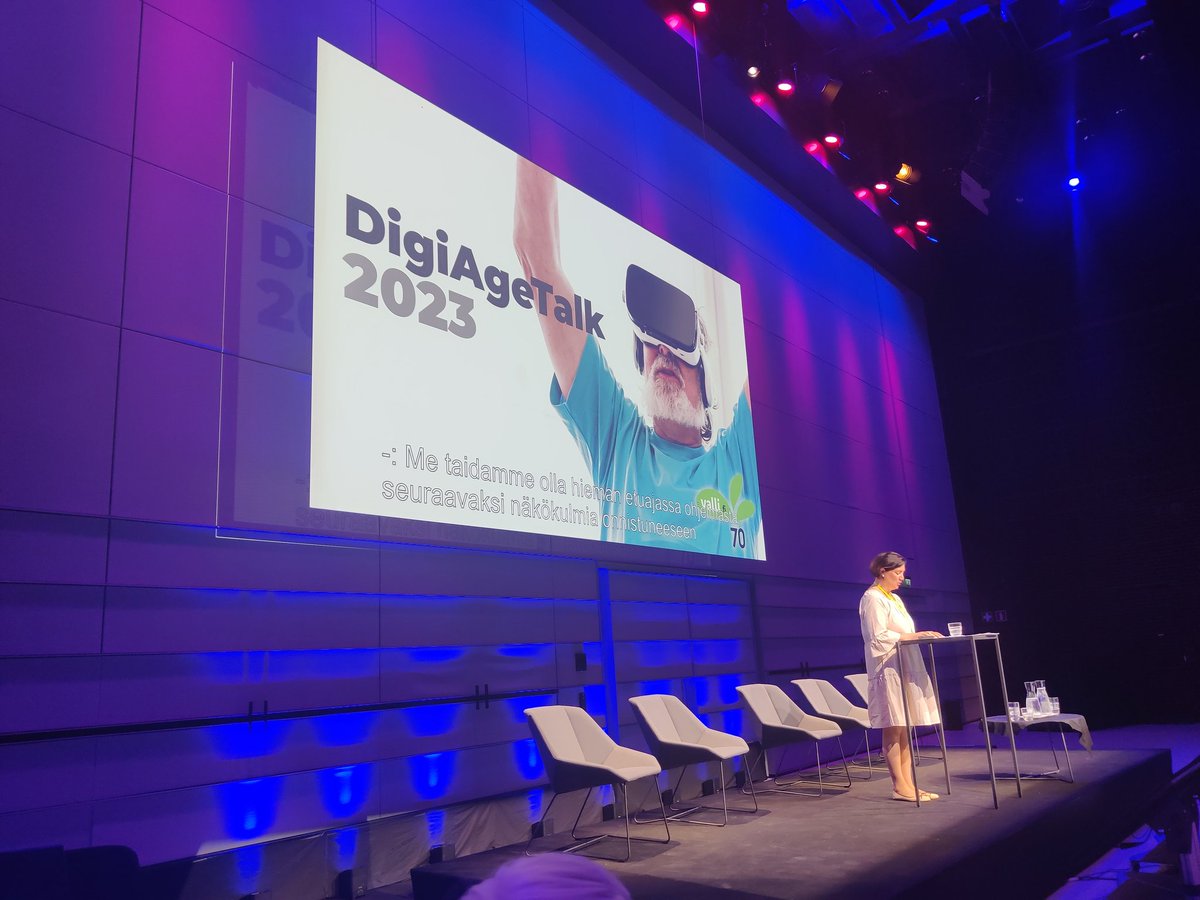 SeniorSurfSuomi's tweet photo. Käynnissä #DigiAgeTalk. Digitaalisia ratkaisuja tarvitaan myös ihmisläheiseen työhön, jotta resursseja säästyy kohtaamisiin ja heikoimmassa asemassa olevien auttamiseen. @SaaraHassinen @TechFinland https://t.co/7oEu9lydUi