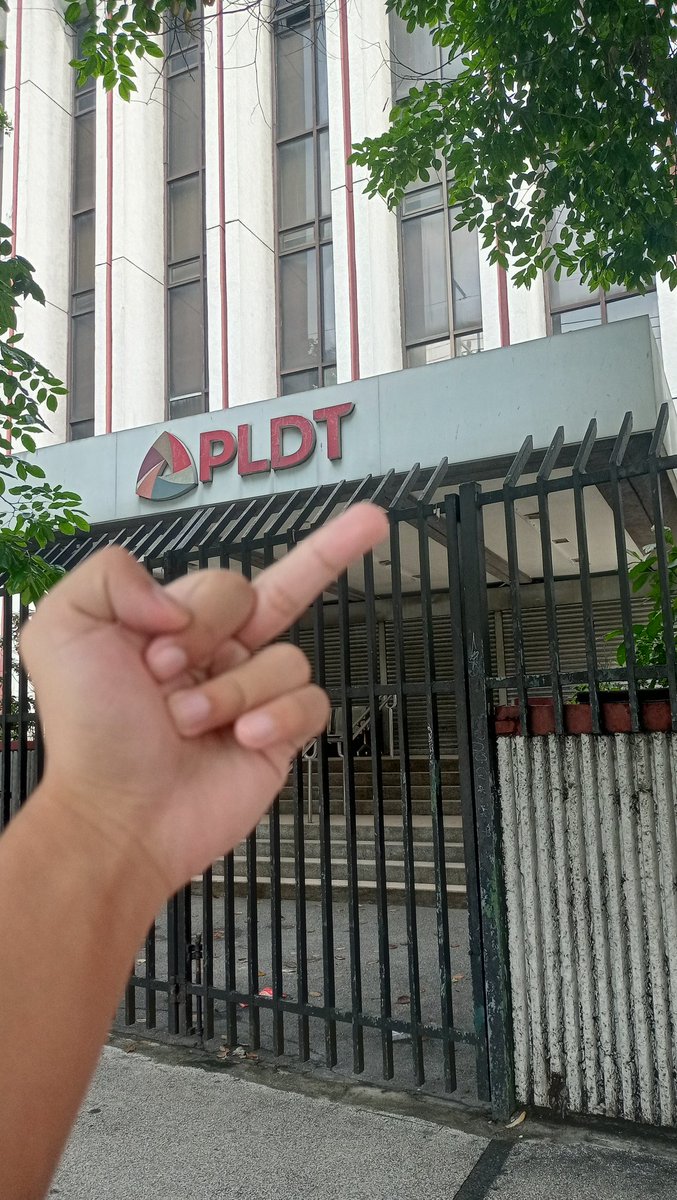 To every PLDT users out there (not including me) that has been having a lot of issues, I'll do it for ya guys... 

🙂