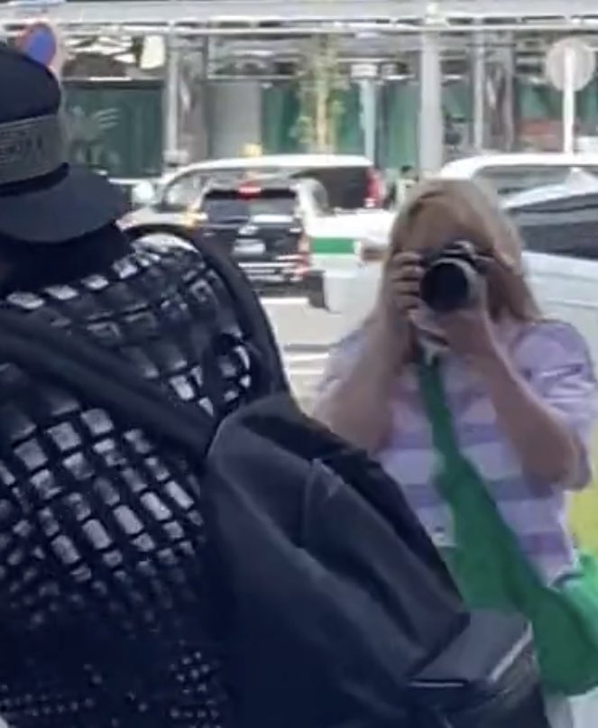 บังเอิญเจอแต่เฟอนิเจ้อครบมือ