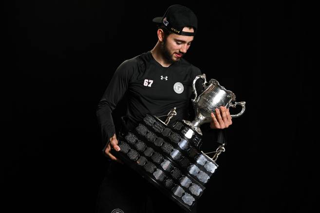 lesoleildeqc's tweet photo. Les printemps heureux de Daniel Agostino https://t.co/nEZ7BmYxDx https://t.co/XnVZPRZqFM