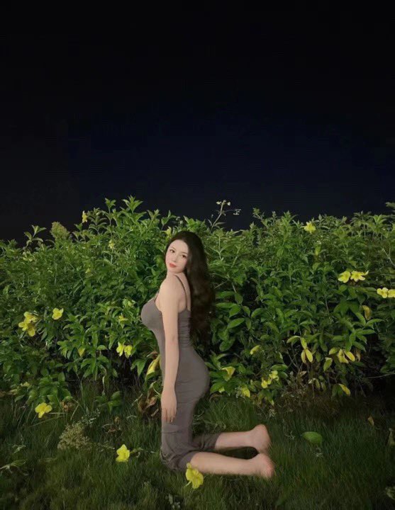 vaniavieira2010's tweet photo. #广州  今日精品推荐🔝  #广州资源 

177天然大G可验证 可代开

门槛🚪99 💰  过滤口嗨  永久看照选人

✨高端  单水3k起  夜8k起✨
✨中端  两水2-5k  夜5-8k✨

联系👇🏻
🐧：351928510
电报资料👗：https://t.co/CyHZUrUKTV https://t.co/vVDBKcp1mX