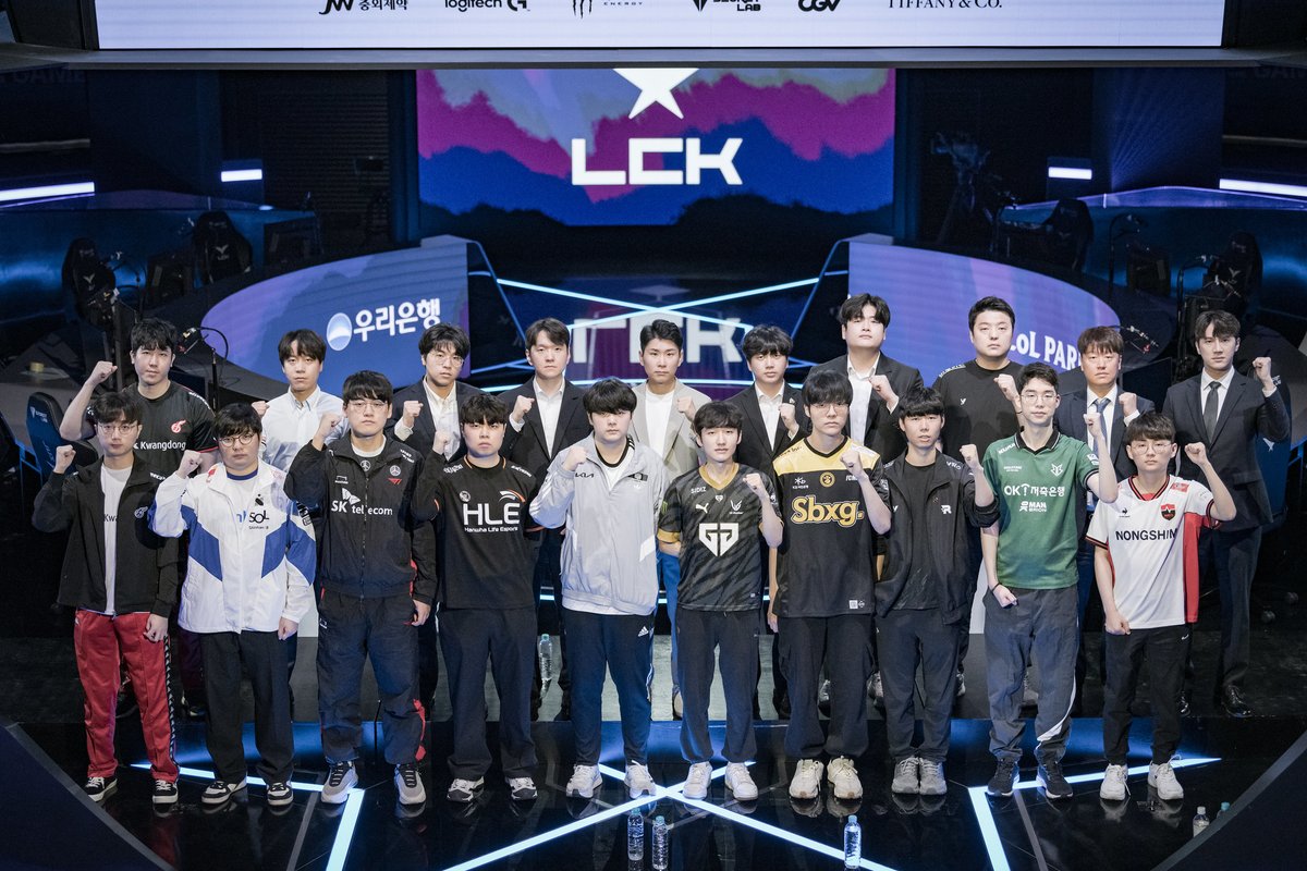 LoL Esports on Twitter "THE LCK IS BACK! THE LCK IS BACK! THE LCK