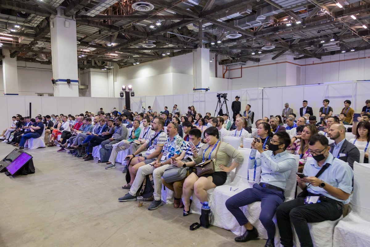 Crypto Expo tweet media